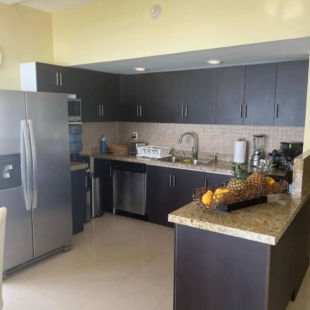 אפרטהוטל קנקון Luxury Ocean Front With Activities & Entertainment 0*,  מקסיקו