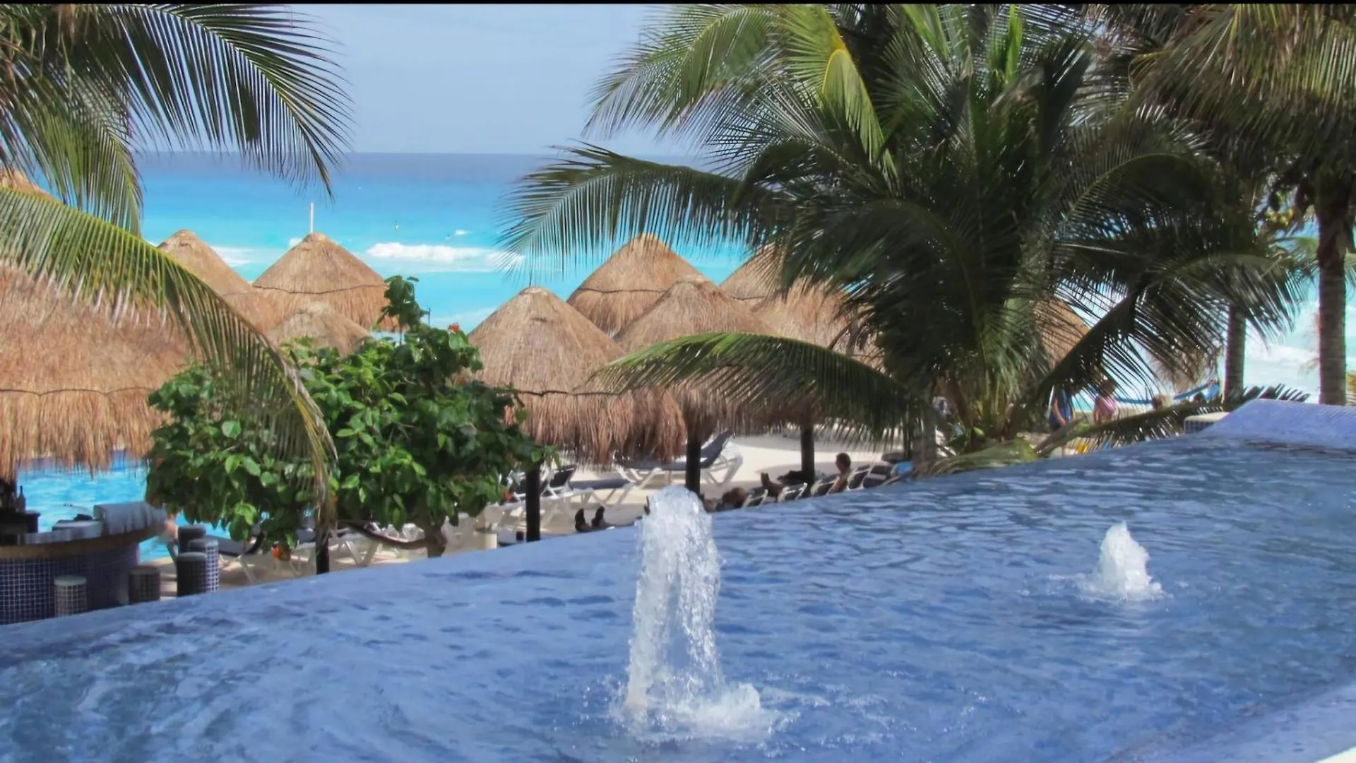 אפרטהוטל קנקון Luxury Ocean Front With Activities & Entertainment מלון דירות