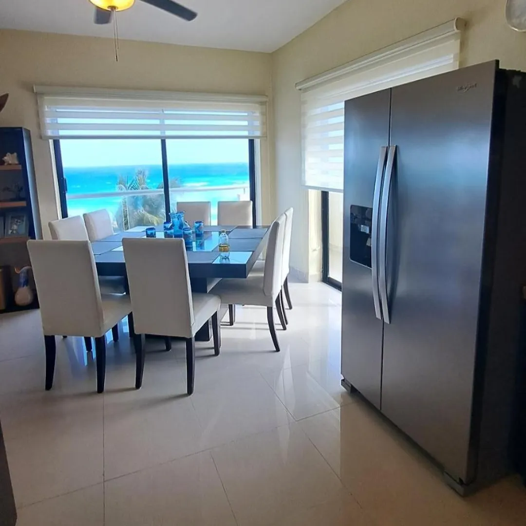 אפרטהוטל קנקון Luxury Ocean Front With Activities & Entertainment 0*,