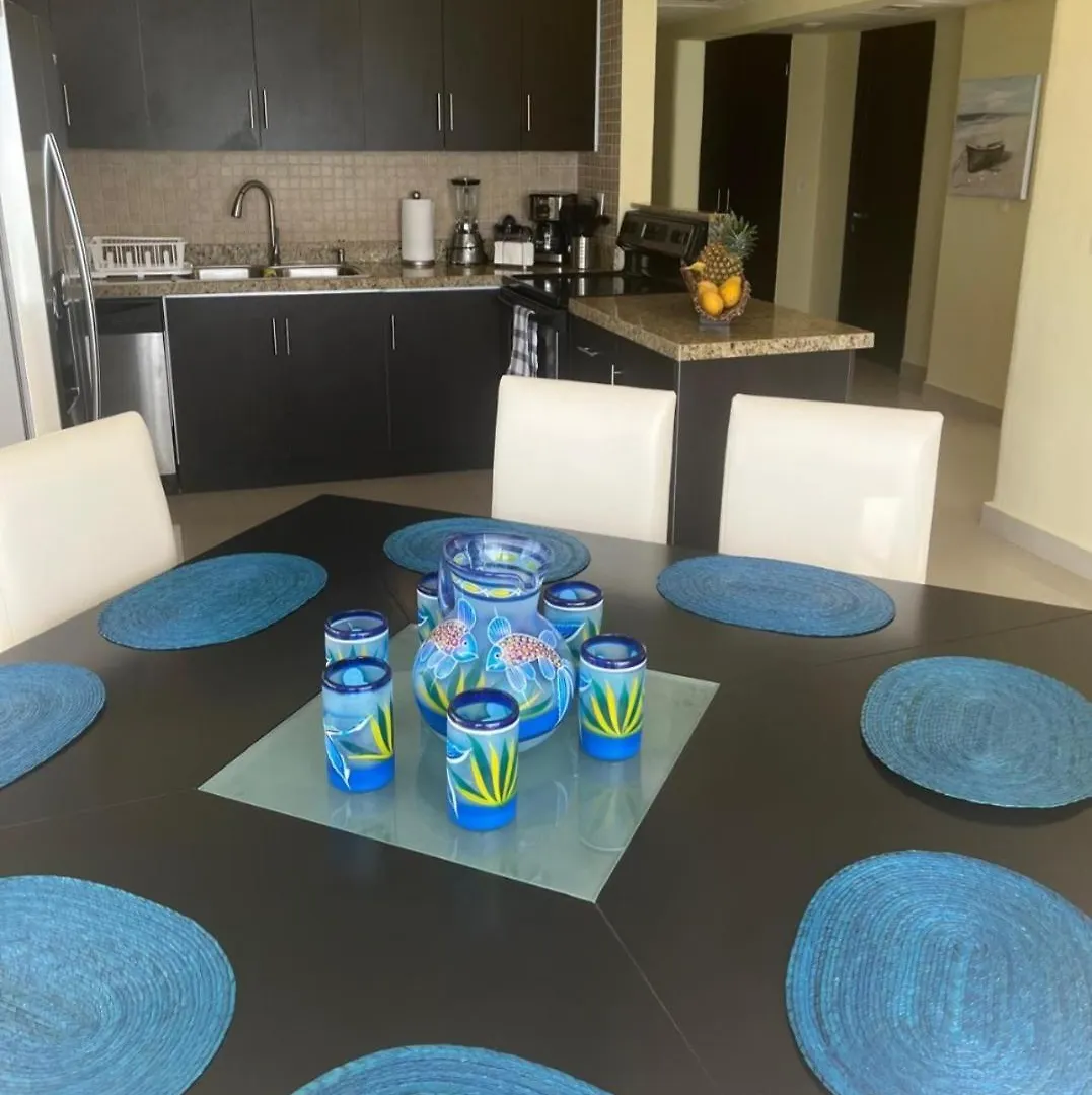 אפרטהוטל קנקון Luxury Ocean Front With Activities & Entertainment מקסיקו