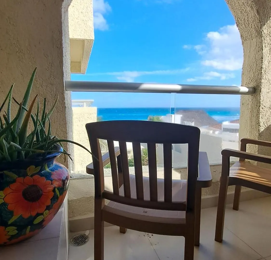 Aparthotel Luxury Ocean Front With Activities & Entertainment Cancún 0*,  Meksyk